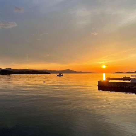 Apartment Grgo Biograd Na Moru Exterior photo